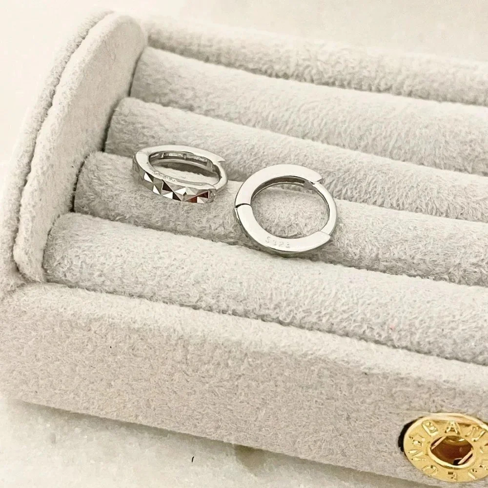 925 Sterling Silver Diamond Cut Huggie Hoop Earrings Small Hoop Earrings - Picture 2 of 4